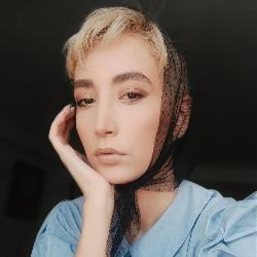 Ava Mahmoudi