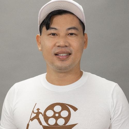 Dlyan Chow