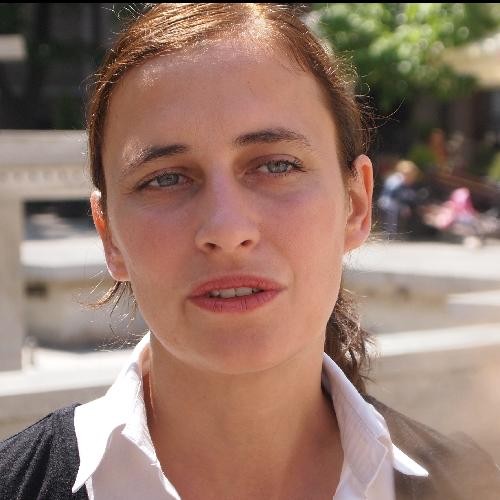 Fruzsina Skrabski